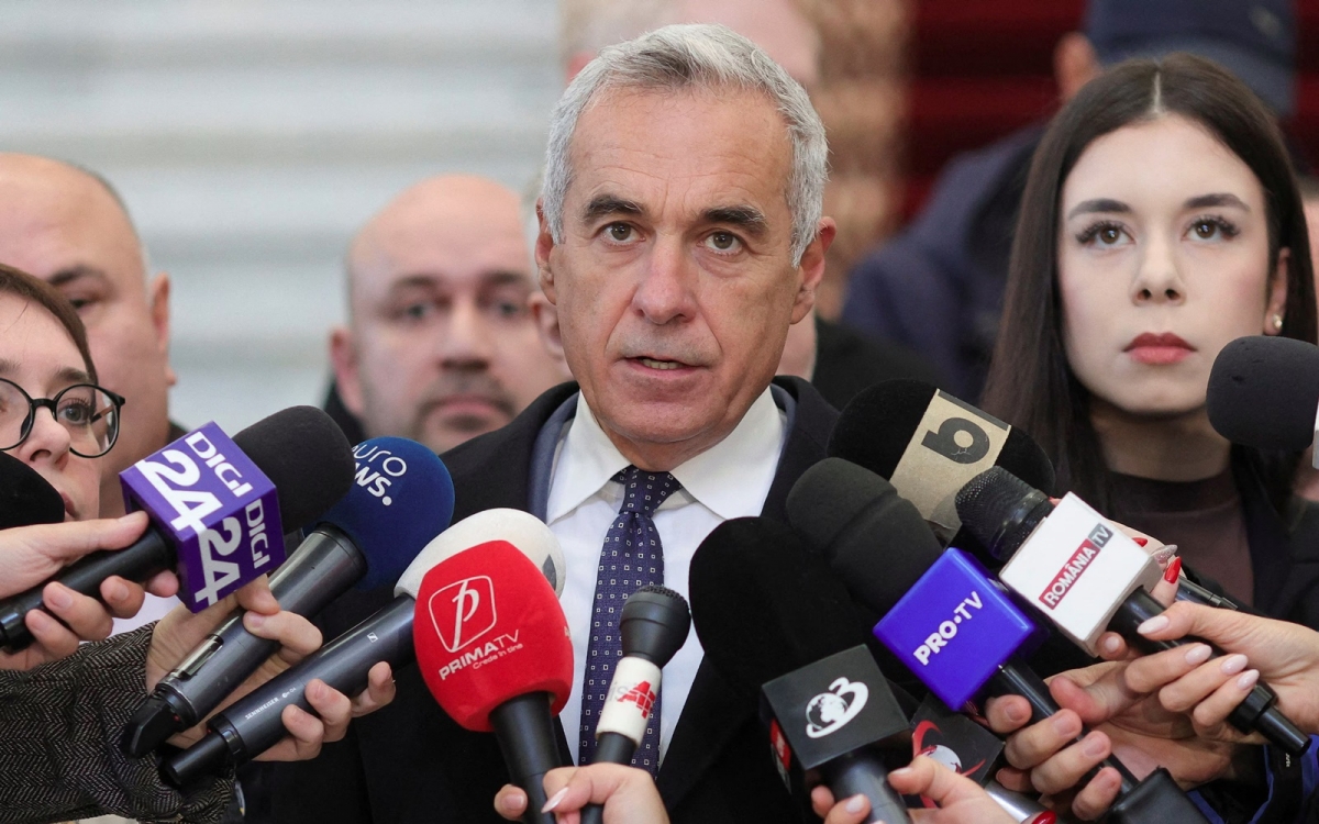 Mỹ ép Romania cho phép ứng cử viên cực hữu ra tranh cử